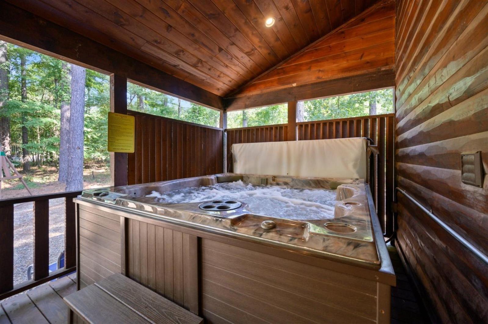 Diamond In The Pines Broken Bow Exterior foto